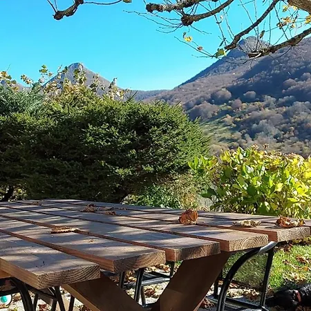 Maison Au Pied Du Puy Mary * Mandailles-Saint-Julien